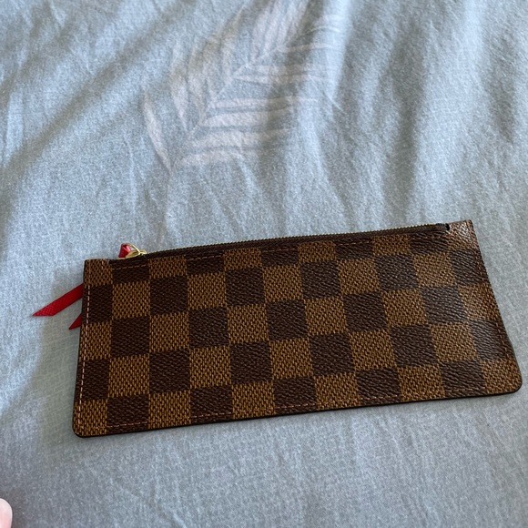Women’s Louis Vuitton josephine Wallet Damier - Picture 5 of 9